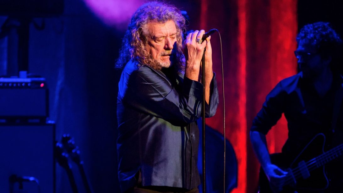 Robert Plant Has Just Announced North American Tour Dates See If He’s